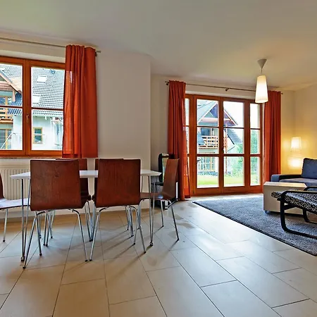 Sun & Snow Komuny Paryskiej Apartmán