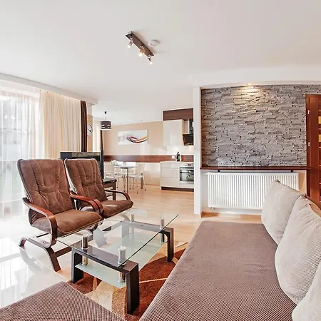 Sun & Snow Komuny Paryskiej Apartmán Karpacz
