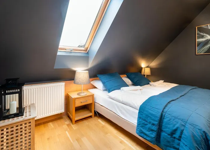 Komuny Paryskiej, Sun & Snow 아파트