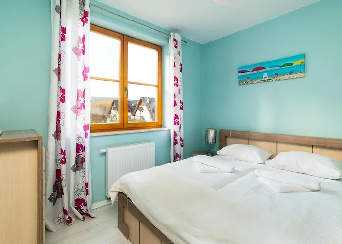 Komuny Paryskiej, Sun & Snow 아파트