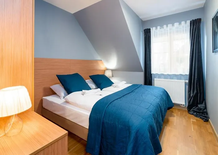 Komuny Paryskiej, Sun & Snow 아파트