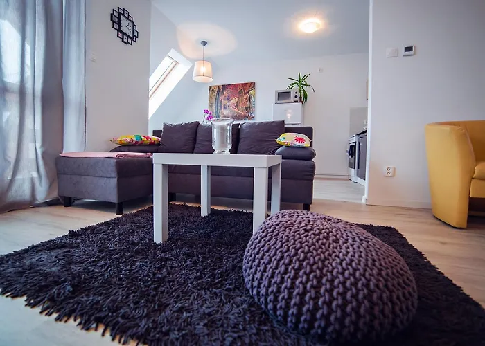 아파트 Komuny Paryskiej, Sun & Snow