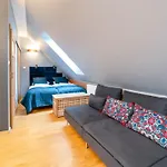 Komuny Paryskiej, Sun & Snow Apartamento