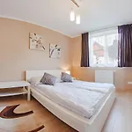Apartamento Komuny Paryskiej, Sun & Snow