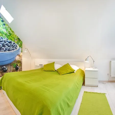 Komuny Paryskiej, Sun & Snow Карпач