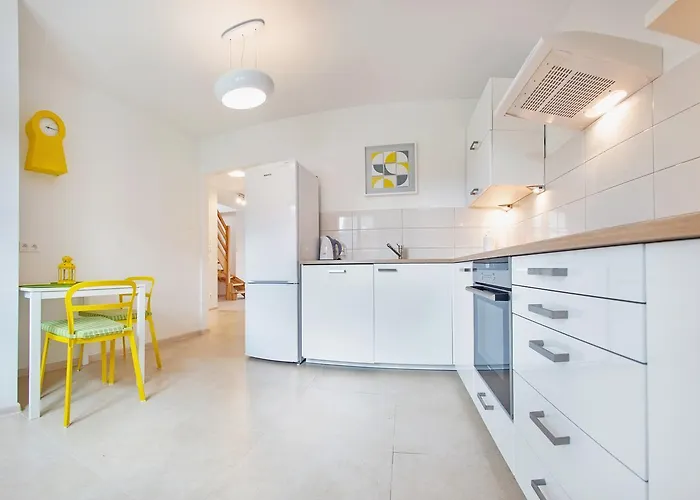 Komuny Paryskiej, Sun & Snow Karpacz