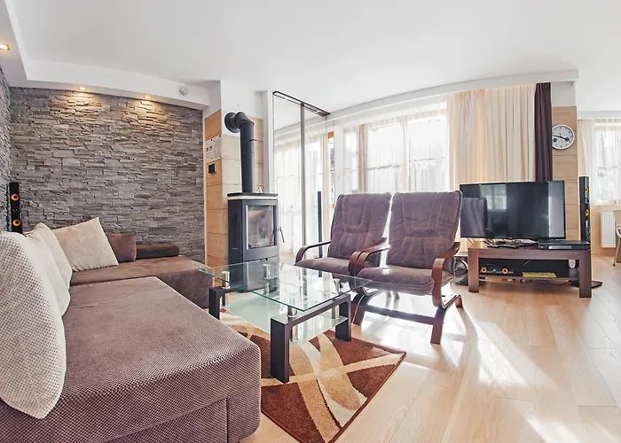 Daire Komuny Paryskiej, Sun & Snow *